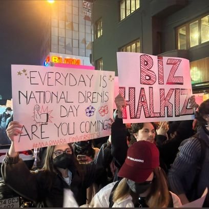 fikrimavi's profile picture. NE GELİR ELİMİZDEN İNSAN OLMAKTAN BAŞKA...
(Takipçi kaygısından çok insanlık kaygısı olanları önemsiyorum)