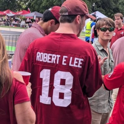4th generation cock. Bernie’s Chicken lover. Strom corner specialist. KA social chair. Gamecocks Panthers Hawks. Clempson is gay