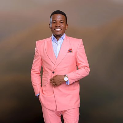 Founder of Appleguru Inc|Creative director at Apple visuals237|Member of creative corner Foundation|Creative photographer|Deputy country Director for MM360|