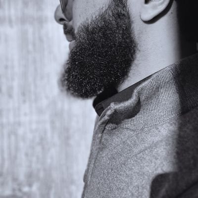 نحن قوم أعزَّنا الله بالإسلام فمهما ابتغينا العزَّة في غيره أذلَّنا الله