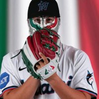 Lucha Marlins 🎨⚾️💁♀️ (@luchamarlins) 's Twitter Profile
