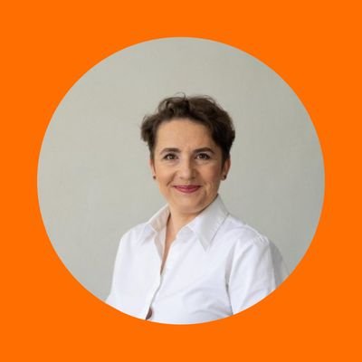 poslankyně @kducsl
členka Výboru pro sociální politiku
předsedkyně Stálé komise pro rodinu a rovné příležitosti