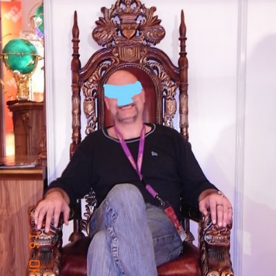 Gesperrt bei 17k! Ich bin Lord_of_Scat, 1m 94, muskulös, 104 kg, versaut +liebe Pisse, Scat +Puke. Ich lebe in Österreich +suche (Ehe)-Frau! -my Pics in Medien!