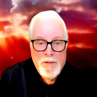 We proclaim the truth of Jesus Christ as Lord and Savior, enhance and encourage worldwide Christian growth, and we do so exclusively online.