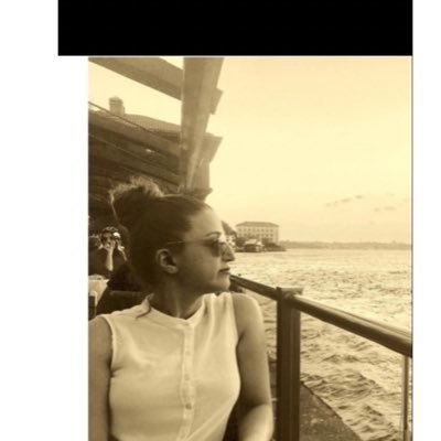 flzerdem_'s profile picture. “Göğsünün daraldığını biliyoruz..” (Hicr,97)