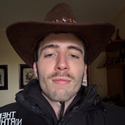 ilyichv_'s profile picture. 