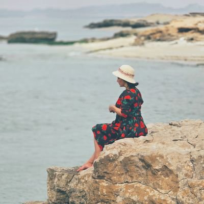 Nafas_Writing's profile picture. قسمت هایی از زندگی منو بخون
که به درد هیچ کس نمیخوره📍