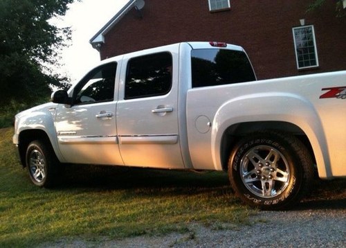 Danielwayne20's profile picture. 