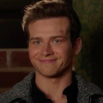 willow_kert's profile picture. buddie canon 2026 | 18 | she/they | adhd | aroace | never shut up about my silly weewoo show