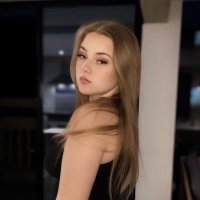 chloe ୨୧ (@onmyworst) 's Twitter Profile