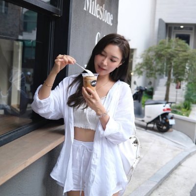 Palmcingsx's profile picture. Trust nothing but your own experience.