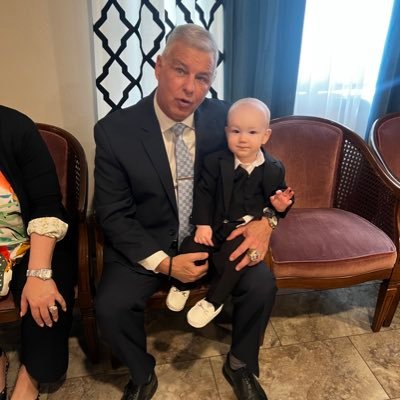 VP of Sports Medicine and Performance for SB 54,57 & 58 World Champion KC Chiefs. Married to Kristine, father to Quinn and Carly, Pappy to Jett. NATA HOF ‘23