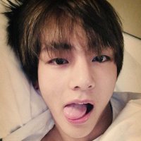 nau nau (@yunskil) 's Twitter Profile