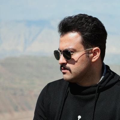 از آینه بپرس نام بگا دهندهات را!! معمار مملکت!