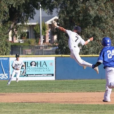 Uncommitted| 2027|SS/2B/3B|5'09
