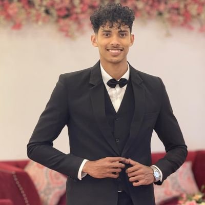 OfficialShabith's profile picture. Be you!