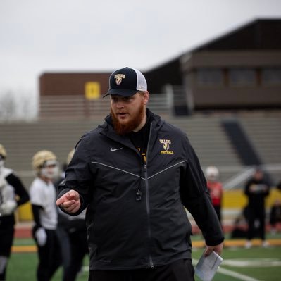 Offensive Line Coach - Valparaiso University | Recruiting Area: Indianapolis, Southern Indiana, Kentucky, Iowa |