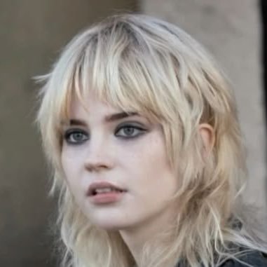 Posting daily images of Natalie ‘Nat’ Scatorccio from Yellowjackets!