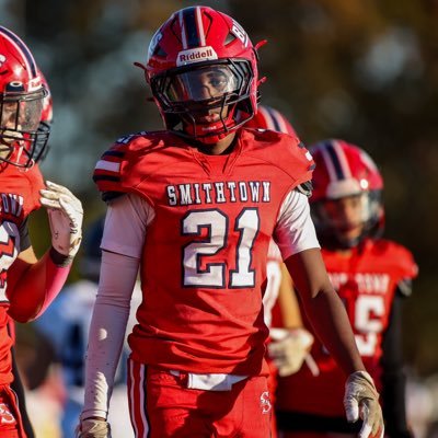 brad_fils's profile picture. 5’11 | 3.5 gpa | WR/CB | 2026 Class | 170lbs | Smithtown East