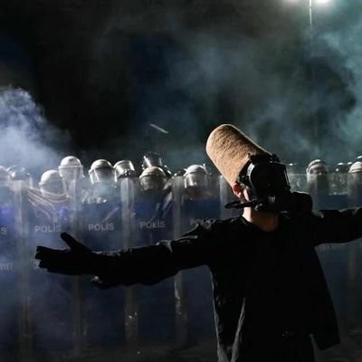 Agnostik
Atatürk'e saygım sonsuz
azerbaycan türkü
her şeye rağmen sonuna kadar Türk'üm, Türk'tüm ve Türk kalacağım
feministim
Geri takip yapmıyorum
