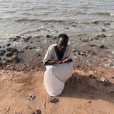 we are really staving brothers and sisters we really need clean water and good food proud Muslim from Gambia 🇬🇲🙏🙏
