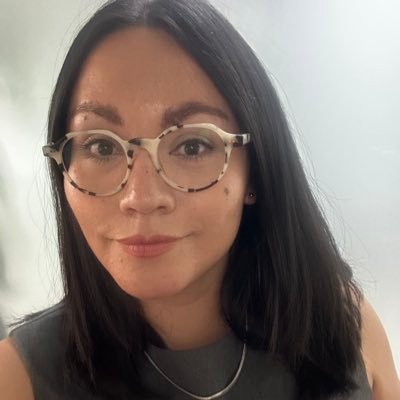 Politóloga y administradora pública|UNAM| “Quiero ser yo y dejar que eso sea suficiente” Elvira Sastre