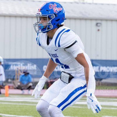 Oak Ridge Highschool | c/o 2026 | 2 Sport Athlete | 6’0 | 167 | DB | Track | 40-4.6 | Vertical-33 | Broad-9’11 | Instagram-devinlongstreet.11