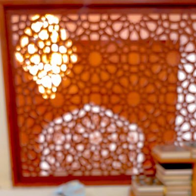كاتبة تَدُرُ من ضِرع اللغة،محبة و عاشقة للقراءةِ والشِعرِ و الأدب..أُنِيخُ رِكابَ حُروفِي هُنا فَحيهلا.🌺عضو في نادي وسم الثقافي .و نادي ملتقى المبدعين الثقافي.