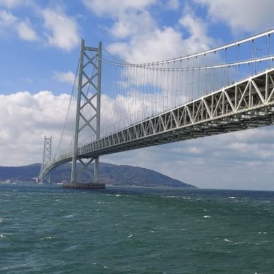 emememem2023's profile picture. 