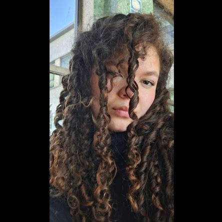 livl0vesmaxv's profile picture. 21 • Max V. • CC •