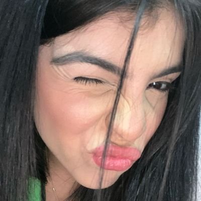 Laauuu_b's profile picture. no sé