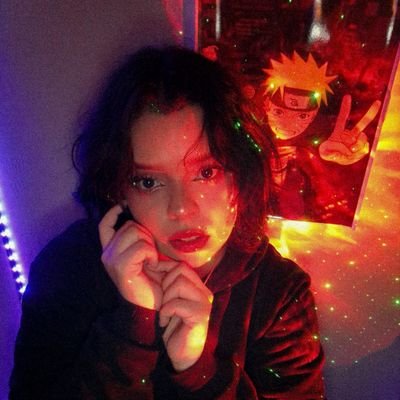 Pao_Meteoro's profile picture. Holo!, soy Pao!, bloguera ocasionál 🍙
|90's|Artlover|
Otaku, loquita del centro🌸
ig: @Pao_meteoro
tik: @Pao_meteoroo