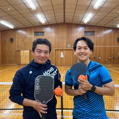 ゆうすけ@ピックルピーク/アスレティックトレーナー ピックルボールにハマり中! 様々な場所でピックルボールを楽しんでいます。試合にも出てみたい。 本業はトレーナー/アスレティックトレーナー資格保持/本拠地は世田谷区 テニス経験12年/テニスコーチにも挑戦中/大学卒→介護職3年→トレーナーへ