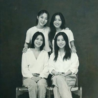 wheeinisresting's profile picture. #MAMAMOO #마마무: Get better day by day |
Solar | Moonbyul | Wheein | Hwasa
⭐🌬️🌹☀️