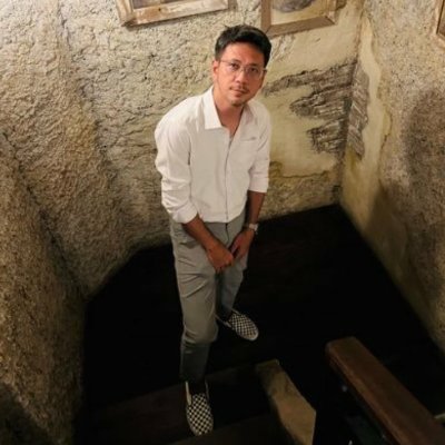 luminashor1990's profile picture. "luminosity" berarti kilau, kecemerlangan, atau terangnya cahaya. Dalam astronomi, luminosity merujuk pada total energi yang dipancarkan oleh bintang, galaksi,