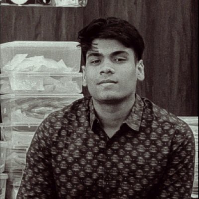 thisisyashgargg's profile picture. engineer at https://t.co/c6AHQHueQ0  • prev @downloadyoue | @bluelearn | @venturaupdates | @slingshotahead