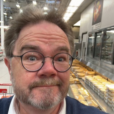 Import to Canada, retired submarine engineer and now business guy. Husband to Clare and father to five great kids. Like to kick Naval and theological tires.