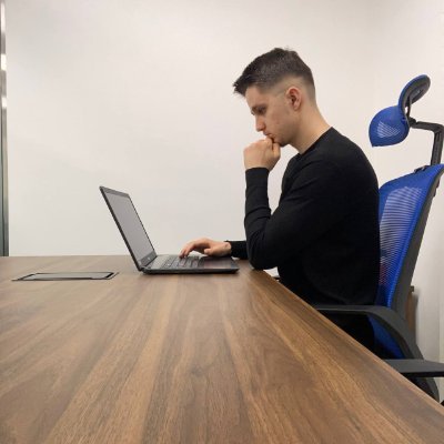 D1niilMikhailov's profile picture. Software Engineer • Builder • Gym Bro | Code, AI & self-improvement