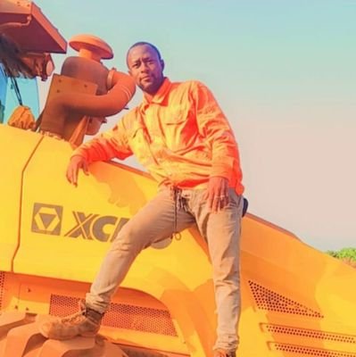 Salut je suis célibataire âge 38 je m'appelle camara Daouda diplômé recherche d'emploi Guinée 🇬🇳🇬🇳