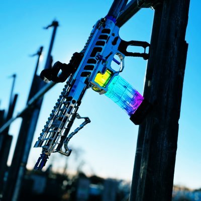 ソシャゲやCoDなどなどやっております。元アーチェリー部。 CoD、VALORANTにお熱。2020年3月サバゲデビュー。 新人星詠み。2025/2/21にダーツ🎯も始めました
