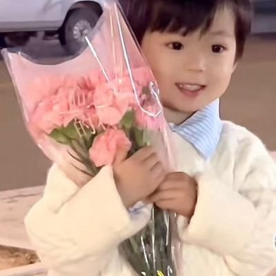 yingfu123's profile picture. 