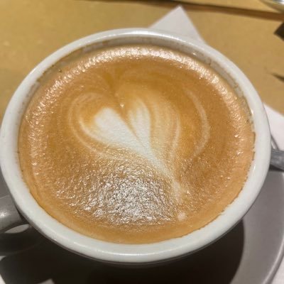 capcinoaniki's profile picture. ggナンパ1年目｜スト値2｜ナンパ初心者、エアプ侍|シマウマ型よりのシマウマ型|外国人女子観察＆交流記録｜🇮🇹在住| カプチーノを飲みながら逆ナン待ちの日々｜