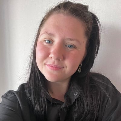 adasirska's profile picture. щоденник письменниці 👩‍💻не коротко про письменництво, цікаво про власні рукописи й вірші. відгуки й огляди на прочитані книжки #укррайт #укртві