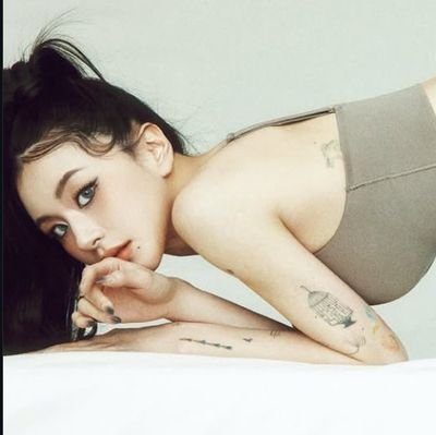 blueskye00's profile picture. TWICE, NMIXX, VCHA, XG, NIZIU...

ONCE de nascença