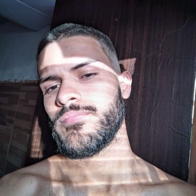 denisviller_'s profile picture. 