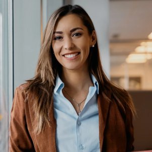 I am a seasoned crowdfunding marketing expert experience in strategizing, creating, and promoting successful campaigns on platforms such as GoFundMe, Indiegogo.