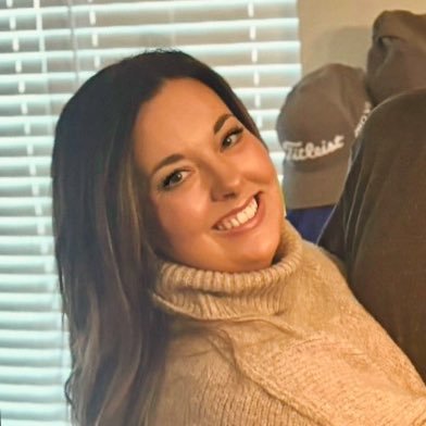 Wife💍, Boy Mom🏒, Fur Mom🐶, Marketing & Entrepreneurship Teacher🍎, Lifelong Learner💡, and Technology Enthusiast💾