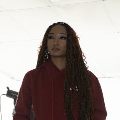 Model ⬇️ 🧚🏽♀️ ᴍᴏᴠɪɴɢ ᴏɴᴛᴏ ʙᴇᴛᴛᴇʀ… • ARTIST! 🤍‼️ NO negativity 🚫