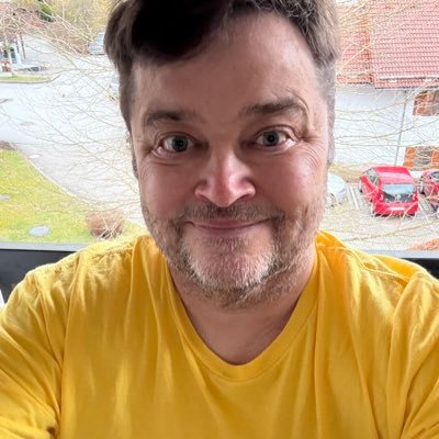 Gebürtiger Meißner, dreht sich in der weiten Welt ein Rad um eine Achse, so dreht's bestimmt ein Sachse.