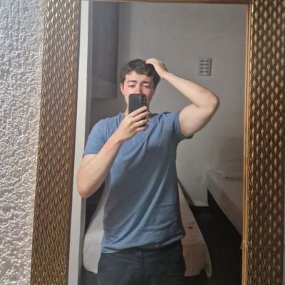 | 20 ans/Insta c'est @maste399 |
História na Universidade de Lisboa
